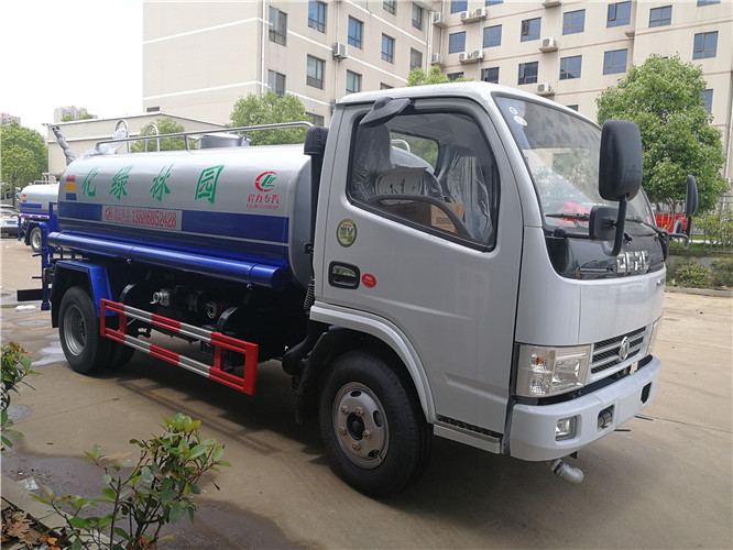 東風小福瑞卡|5方灑水車