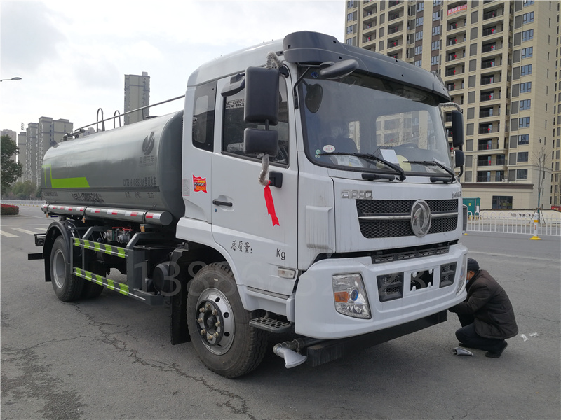 湖北盈通汽車環(huán)衛(wèi)清掃車廠家