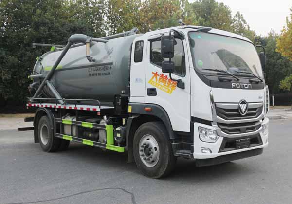 福田奧鈴大黃蜂12方吸污車|CLT5183GXWBJ6型吸污車